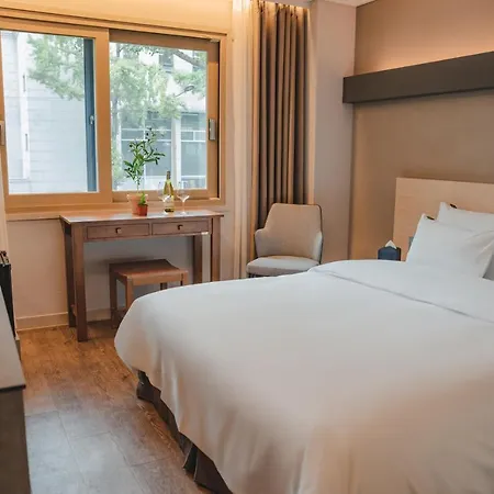 Jeonju Hotel The Vincent Room photo